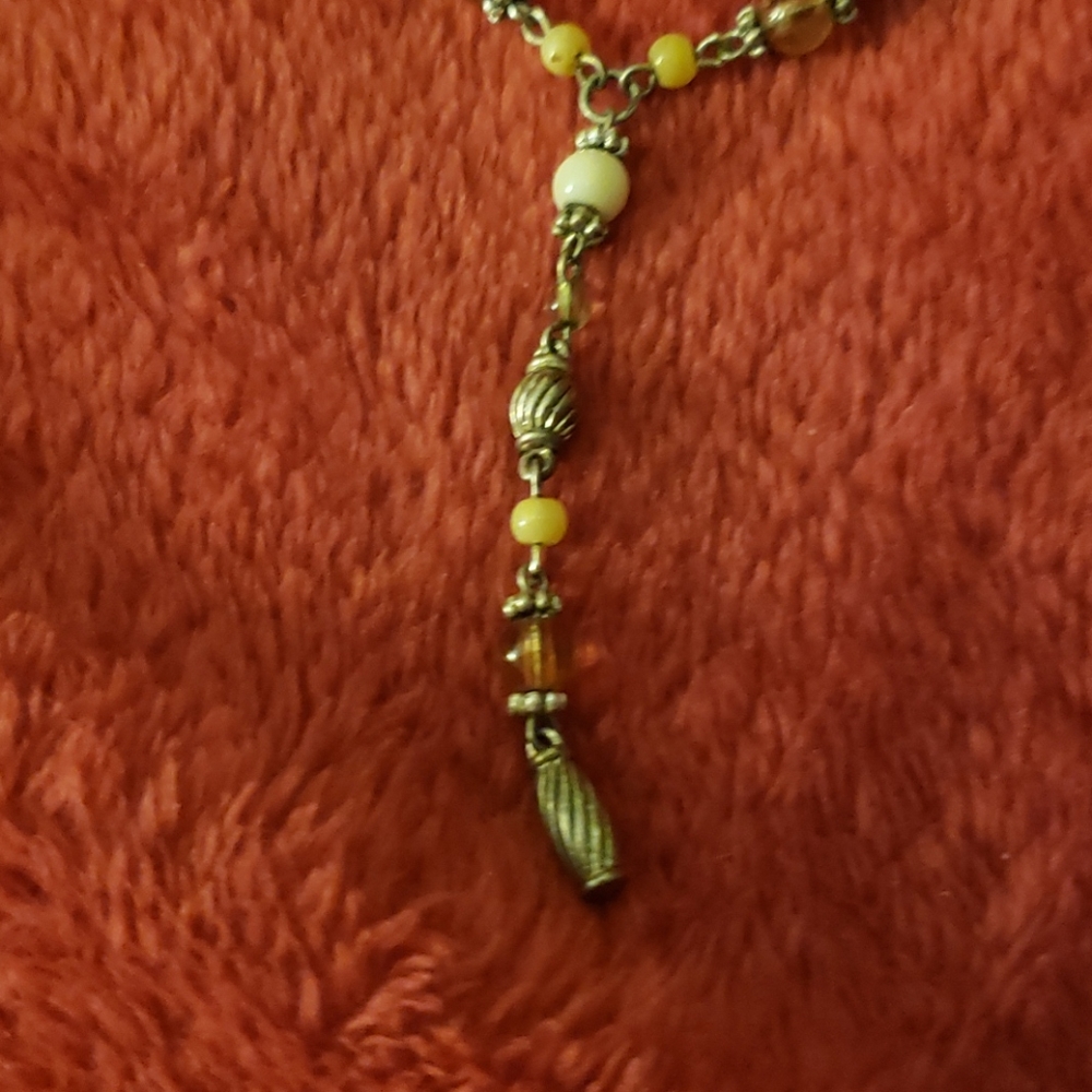 Necklace - Picture 2 of 3